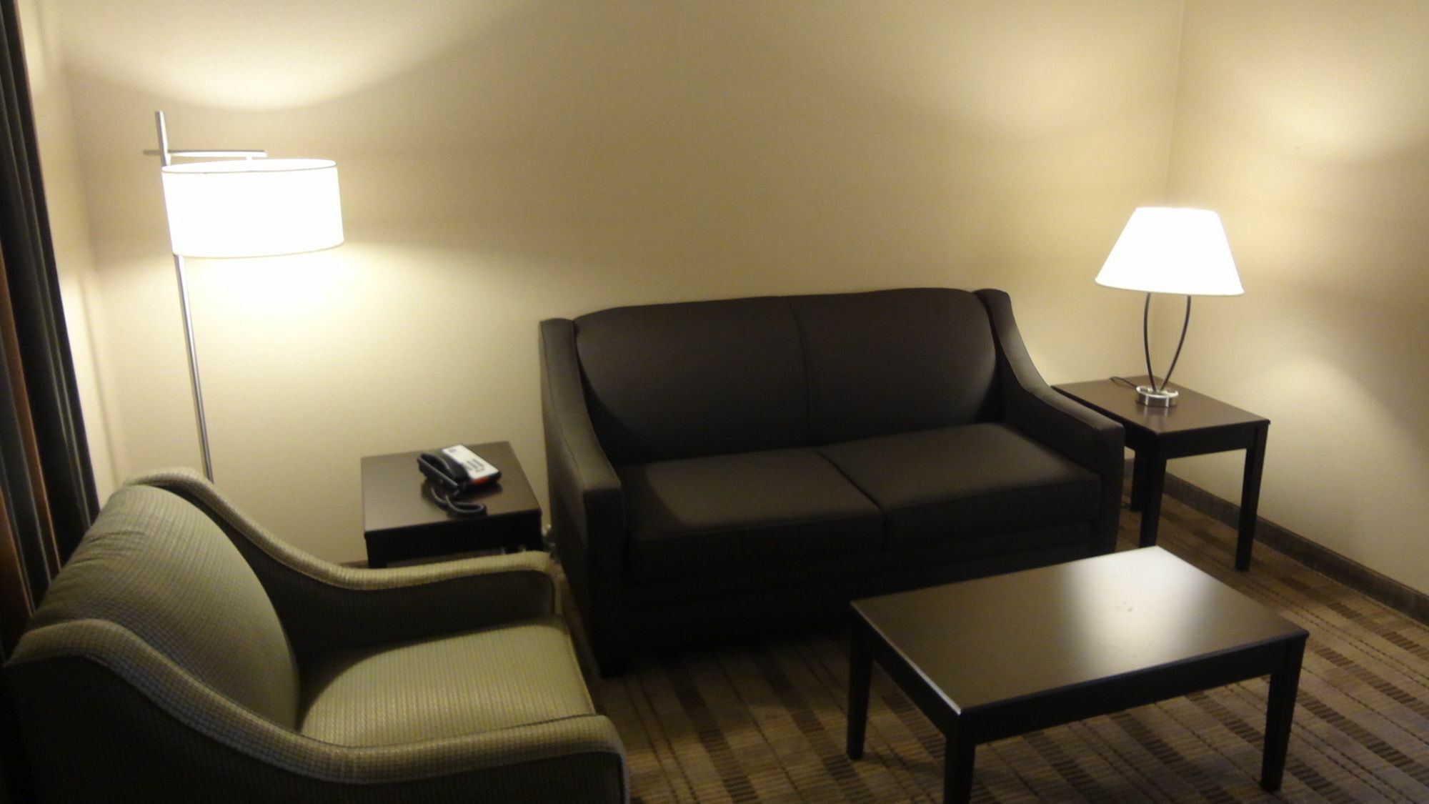 Best Western Pasadena Royale Inn & Suites Екстер'єр фото
